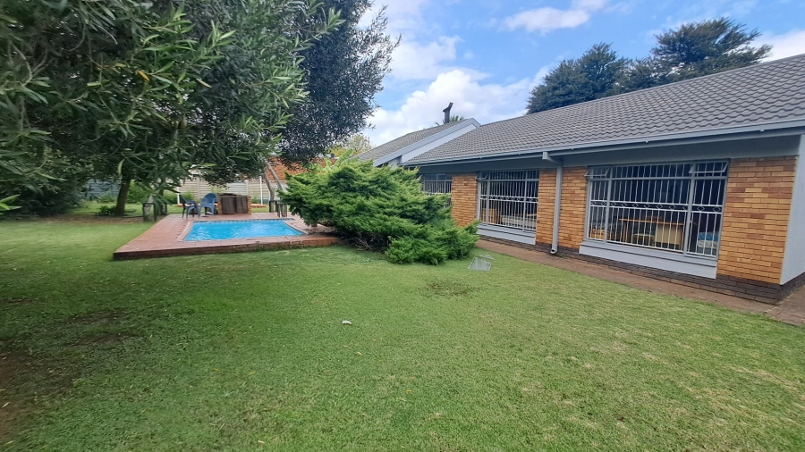 5 Bedroom Property for Sale in Universitas Ridge Free State